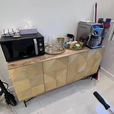 Nice Apartment With Amazing View Of Paris + Parking Exteriör bild