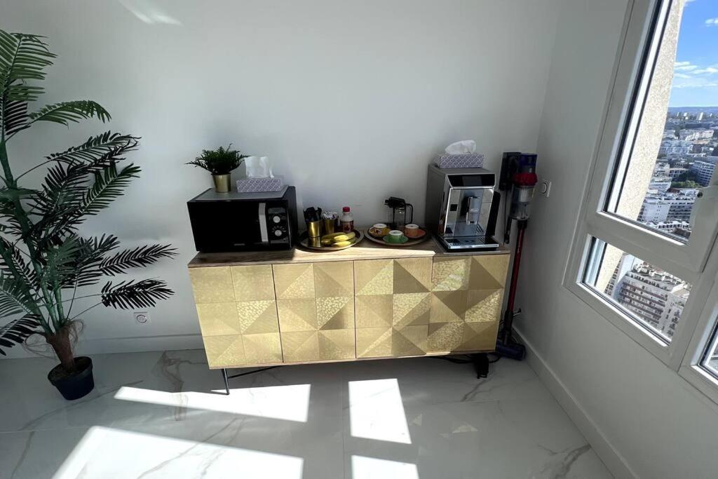 Nice Apartment With Amazing View Of Paris + Parking Exteriör bild