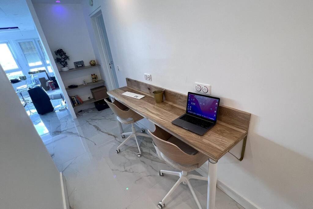 Nice Apartment With Amazing View Of Paris + Parking Exteriör bild